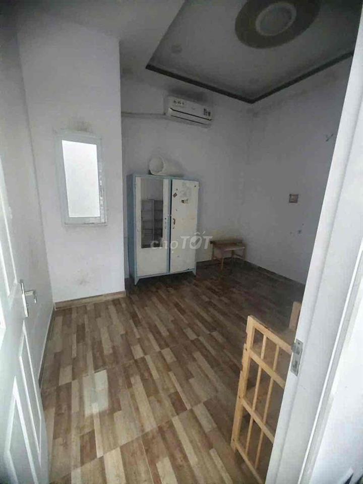 cho thuê nhà  : Dt 4x9 giá 9tr