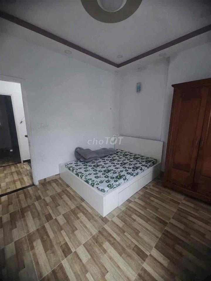 cho thuê nhà  : Dt 4x9 giá 9tr