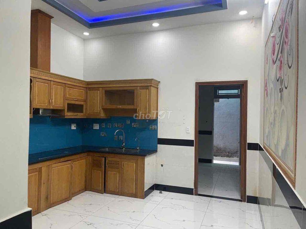 cho thuê nhà 1 trệt , 3 lầu dt 4x25 , giá thuê  22tr