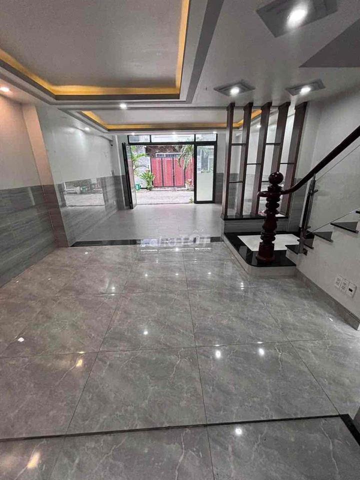 cho thue nhà . dt: 5x10 , 1 lửng , 3 lầu giá 15tr