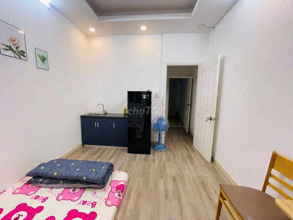 SANG 9 PHÒNG CHDV. Lê Văn Sỹ. Q3