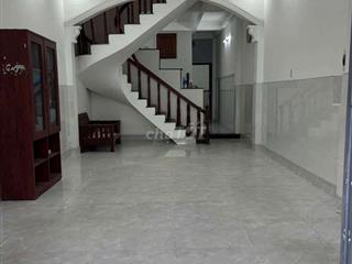 cho thuê nhà xe tải thông gần chợ 