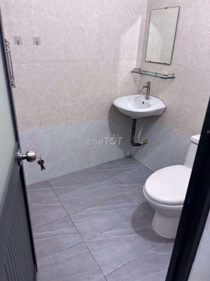 cho thuê nhà xe tải thông gần chợ 