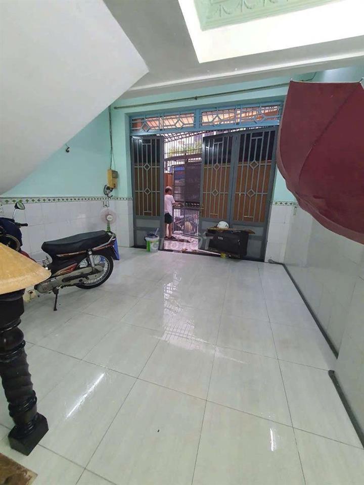 cho thuê nhà to đùng Gò Vấp 