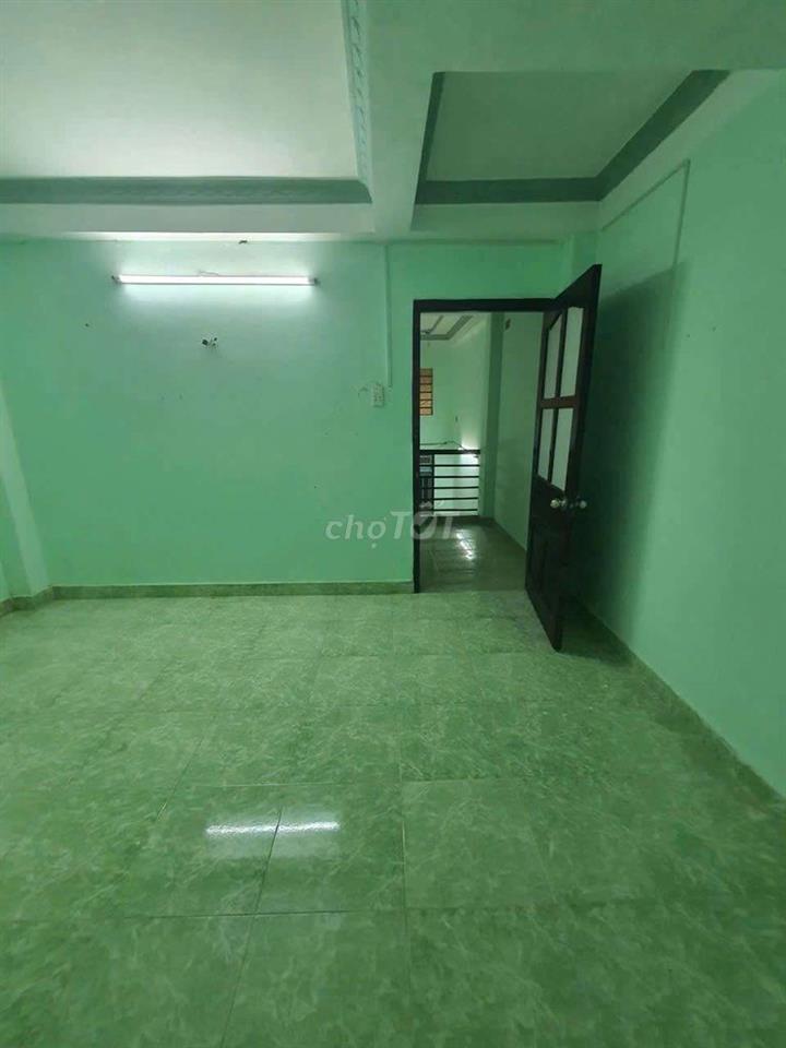 cho thuê nhà to đùng Gò Vấp 