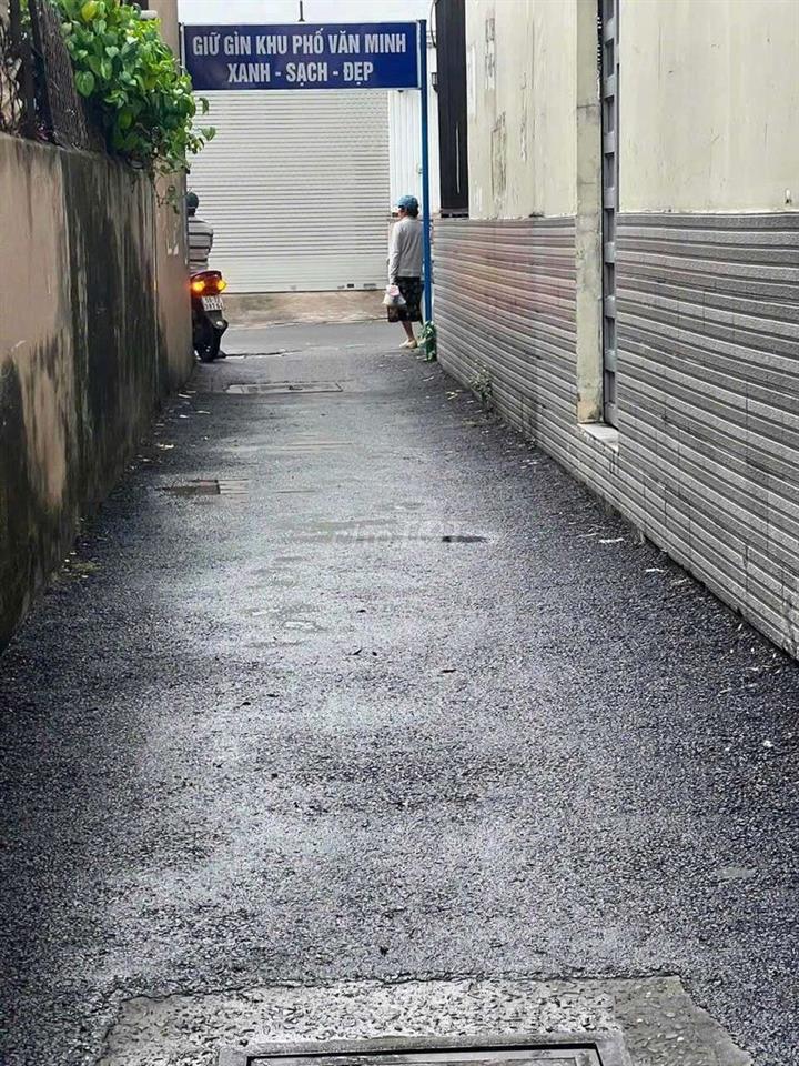 nhà mới sạch sẽ Gò Vấp 