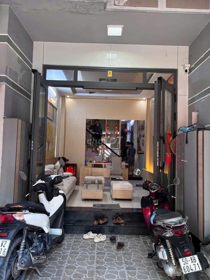 cho thuê nhà đường 7m thông.gần chợ