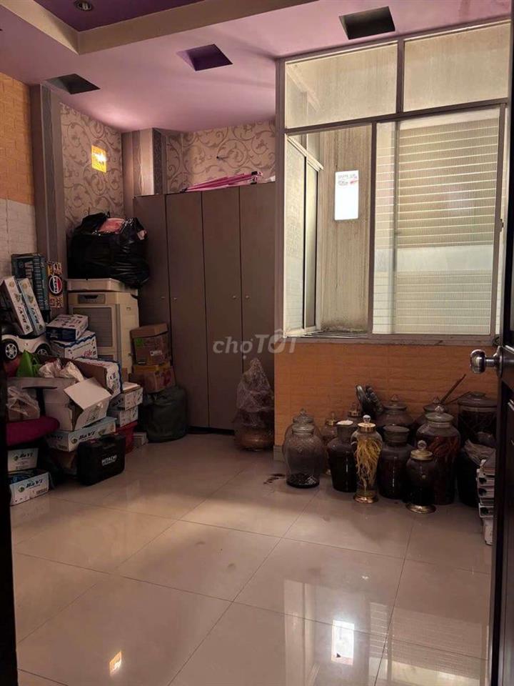 cho thuê nhà đường 7m thông.gần chợ