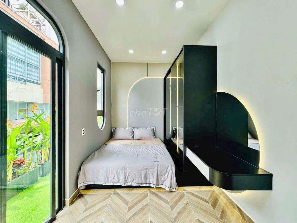 nhà mới sạch sẽ full nội thất cao cấp 