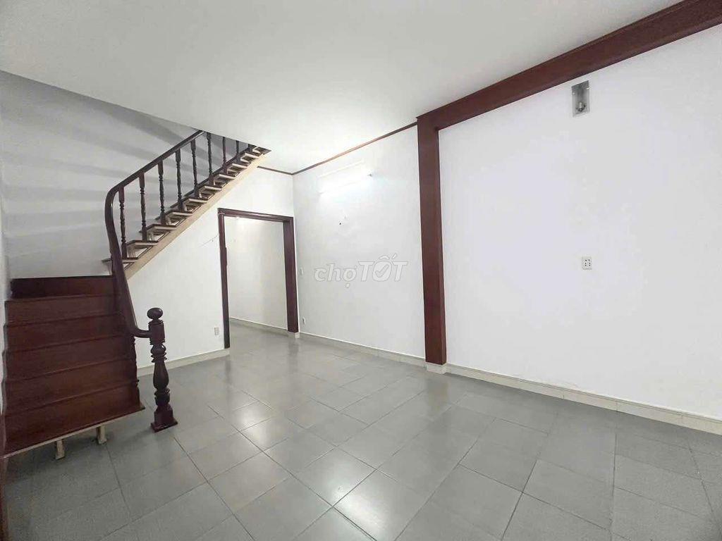 nhà mới sạch sẽ Gò Vấp 