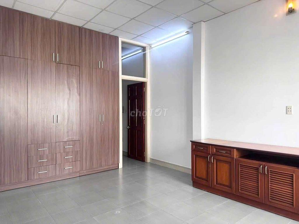 nhà mới sạch sẽ Gò Vấp 