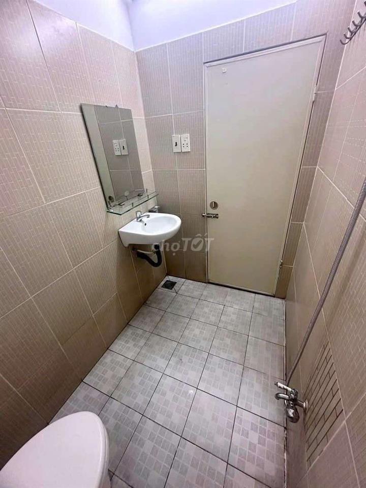nhà mới sạch sẽ Gò Vấp 