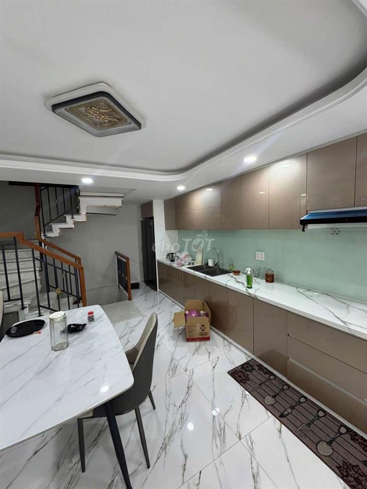 cho thuê nhà mới sạch sẽ Gò Vấp 