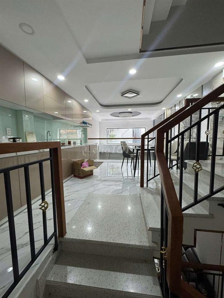 cho thuê nhà mới sạch sẽ Gò Vấp 