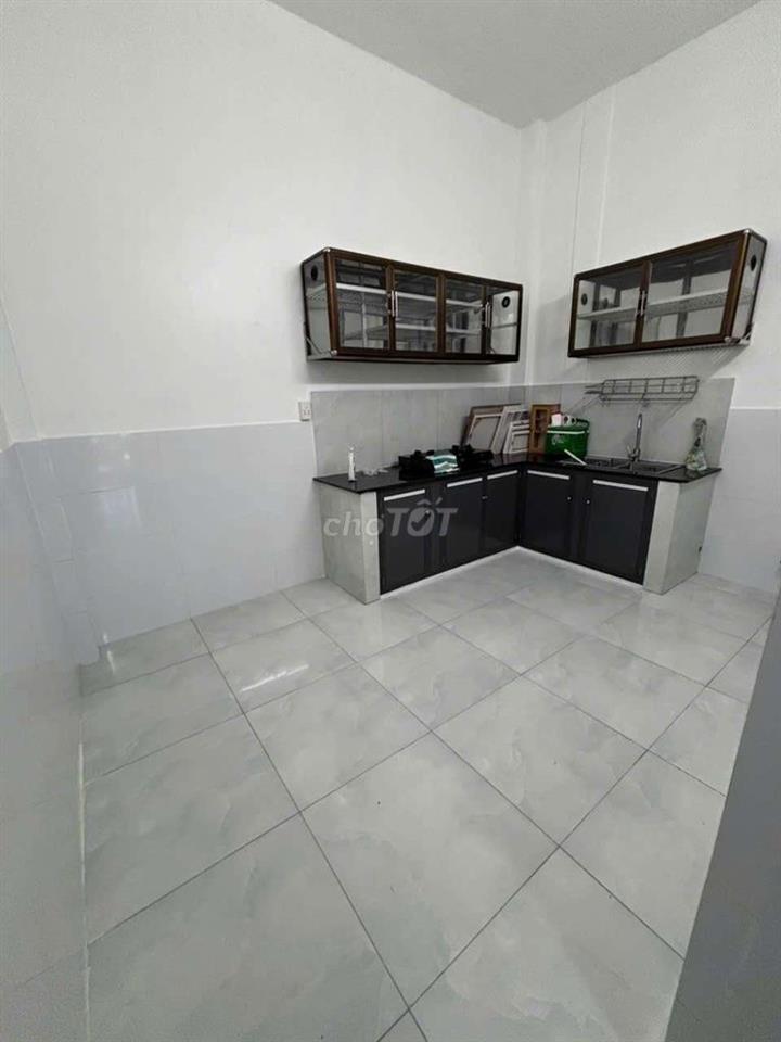 nhà mới sạch sẽ Gò Vấp 