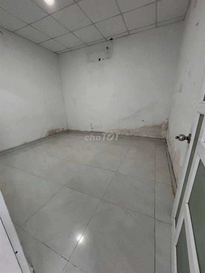 cho thuê nhà to rộng rãi 