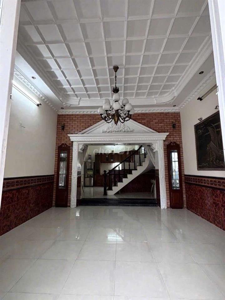 nhà to rộng rãi Gò Vấp 