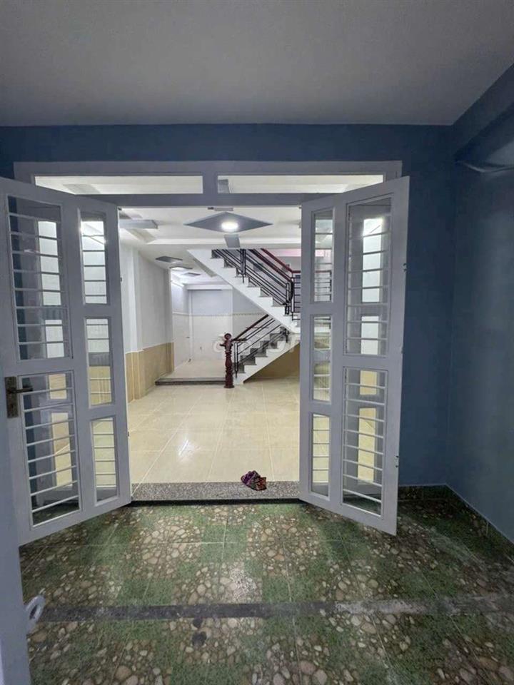 nhà mới sạch sẽ cho thuê