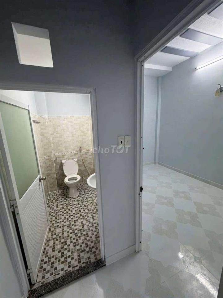 nhà mới sạch sẽ cho thuê