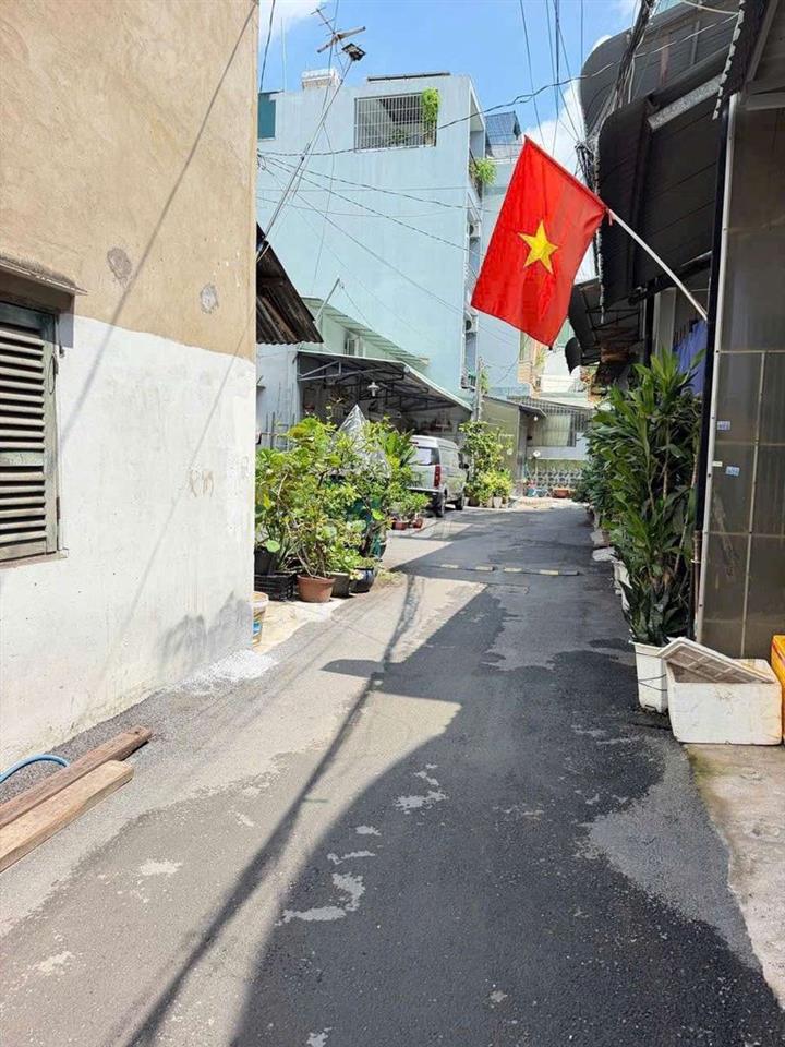 nhà mới sạch sẽ cho thuê