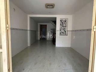 nhà to rộng rãi sạch sẽ đường 6m thông 