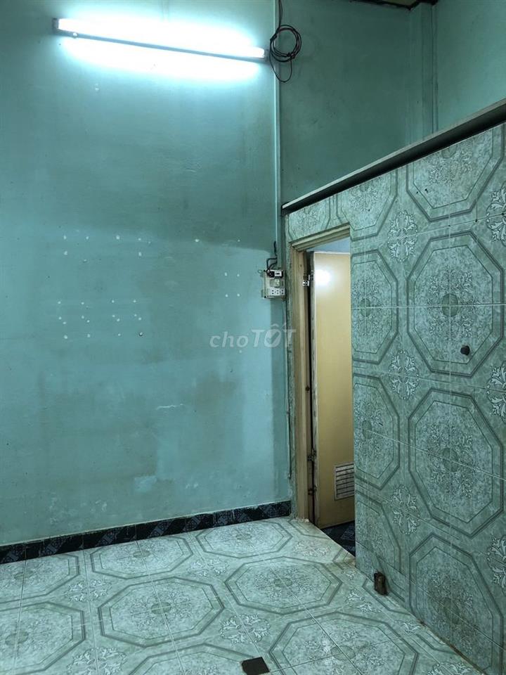 Nhà cấp 4 nguyên căn, 32m2, Dương Quảng Hàm, P.5 cũ (Phường An Nhơn)