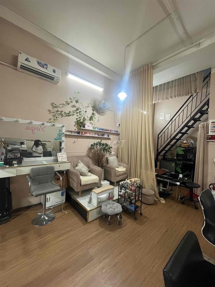 💰💰 SANG LẠI MẶT TIỀN TIỆM NAIL - LƯỢNG KHÁCH SẴN VÀO LÀ KINH DOANH
