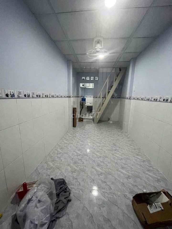 💰💰💰 NHÀ NHỎ GẦN GIÁO XỨ HOÀ BÌNH - ĐƯỜNG SỐ 2, P3, GV