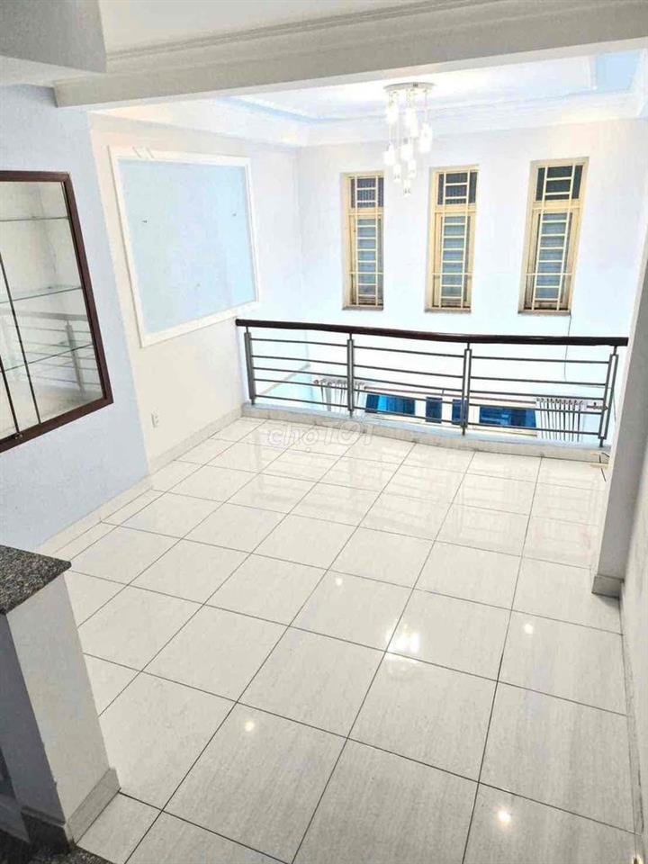 💰💰💰 NHÀ GẦN ĐẠI HỌC VĂN LANG - 2PN 2WC - Có sân thượng