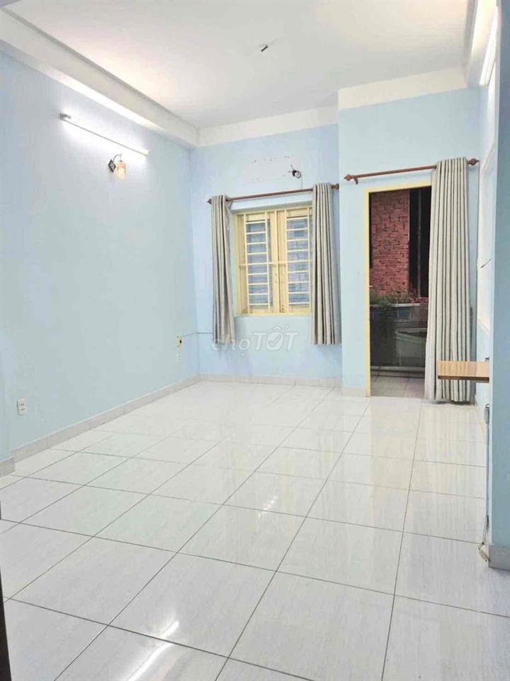 💰💰💰 NHÀ GẦN ĐẠI HỌC VĂN LANG - 2PN 2WC - Có sân thượng