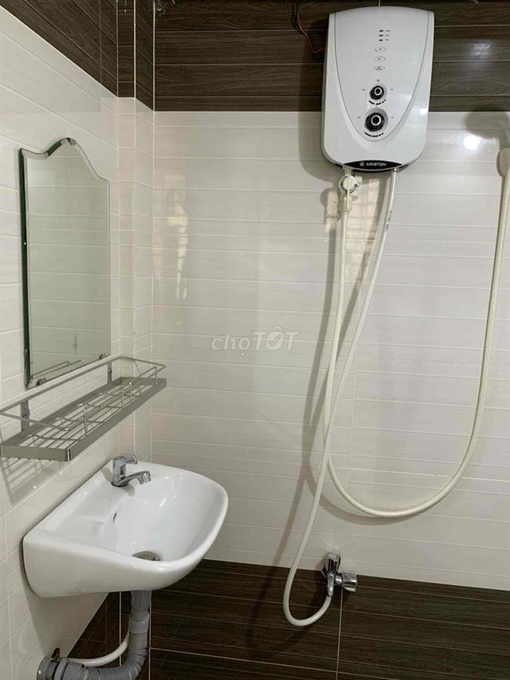 Cho thuê nhà trọ 1 trệt+1 lầu sàn gỗ có ban công riêng