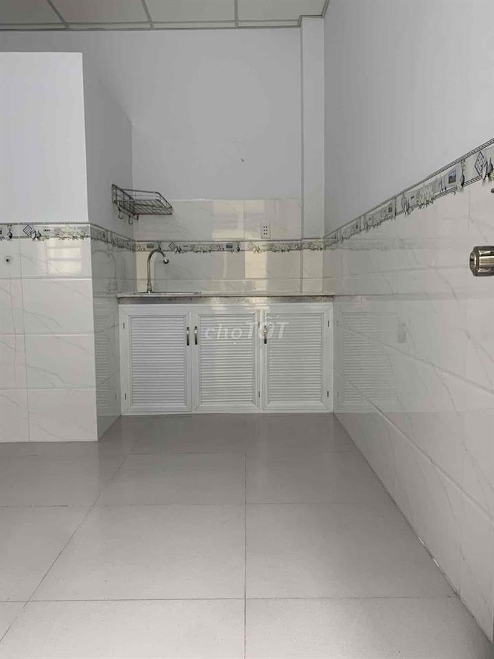 Cho thuê nhà trọ 1 trệt+1 lầu sàn gỗ có ban công riêng