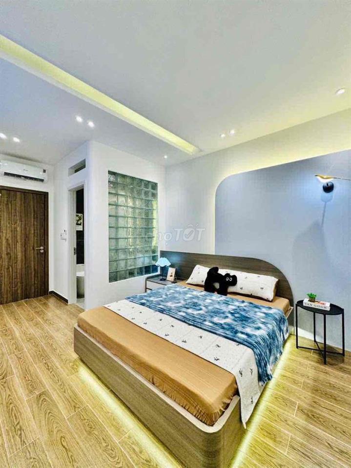 CHO THUÊ NHÀ NGUYÊN CĂN FULL NỘI THẤT HXT THÔNG PHẠM VĂN CHIÊU P9