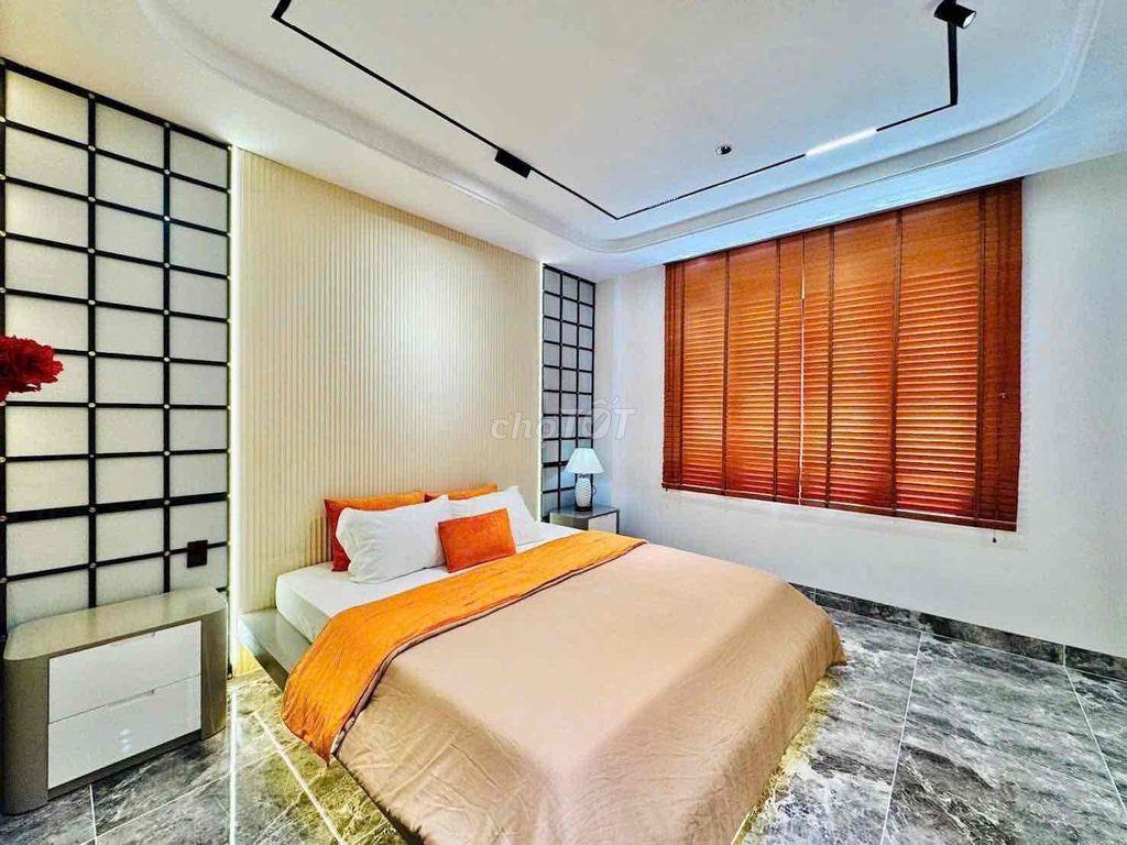 CHO THUÊ NHÀ NGUYÊN CĂN CÓ THANG MÁY FULL NỘI THẤT PHẠM VĂN CHIÊU P9
