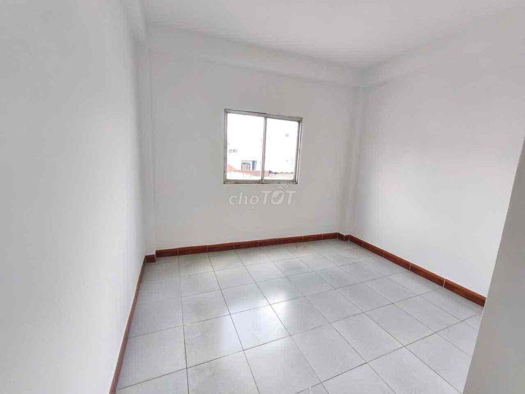 chính chủ cho thuê nhà mặt tiền Bùi Quang Là p12 GV 5pn 3wc 16tr tl