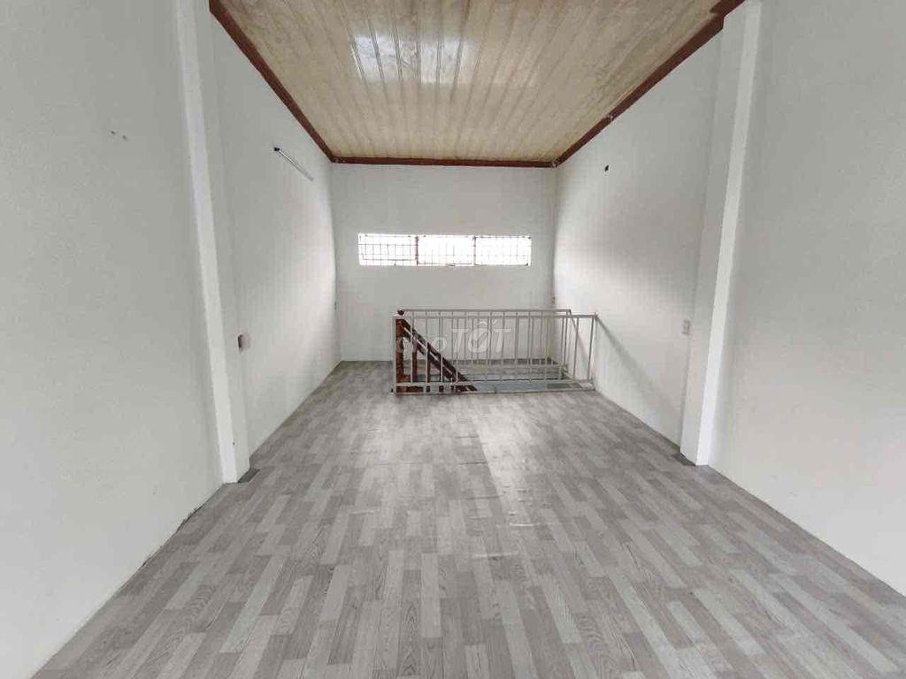 cho thuê nhà mặt tiền Nguyễn Tư Giản 4x30 2pn 2wc 17tr tl