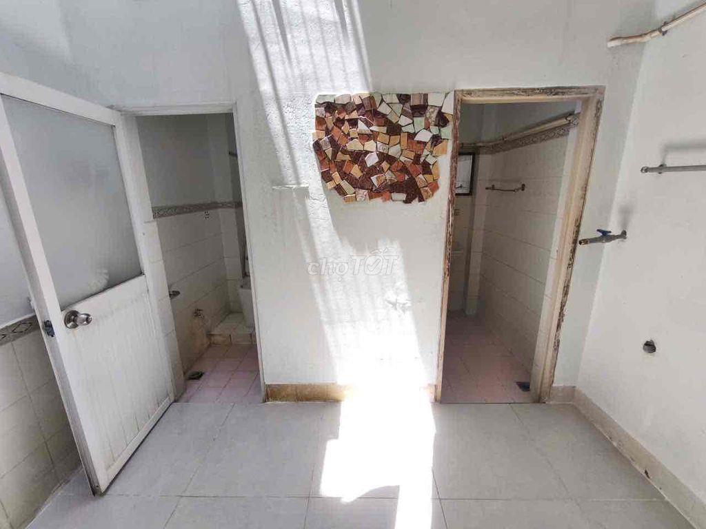 cho thuê nhà mặt tiền Nguyễn Tư Giản 4x30 2pn 2wc 17tr tl