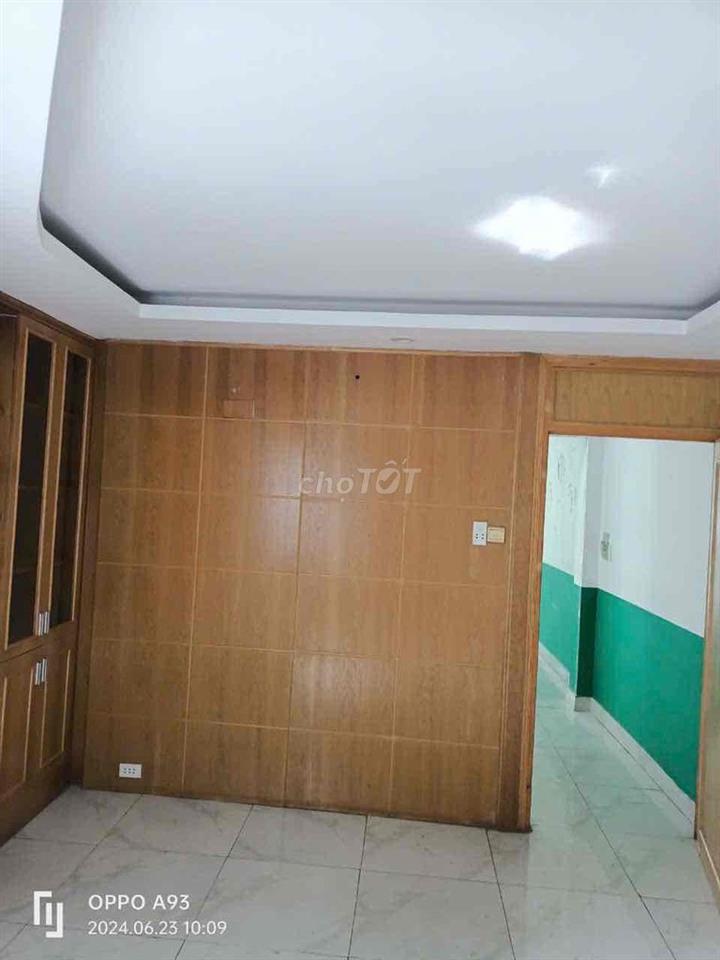 Cần cho thuê nhà hai mặt tiền đ