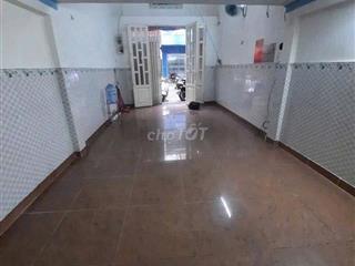 Mặt Tiền Xóm Đất, Quận 11, 1 Trệt 1 Lửng, 2 Lầu, 200m2, 6PN