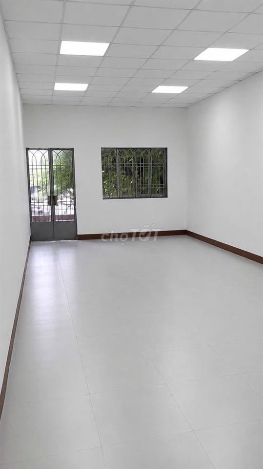 CHO THUÊ NHÀ MẶT TIỀN PHÚ THỌ, Q.11 - 4.2x20 - 3PN 2WC