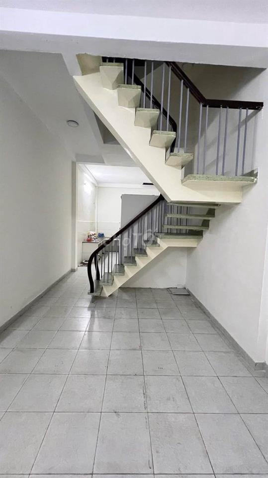 Hẻm Xe Tải Nguyễn Thị Nhỏ, Quận 11 - 224m2 - 5PN - Khu Cư Xá Lữ Gia