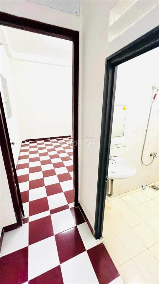 Hẻm Xe Tải Nguyễn Thị Nhỏ, Quận 11 - 224m2 - 5PN - Khu Cư Xá Lữ Gia
