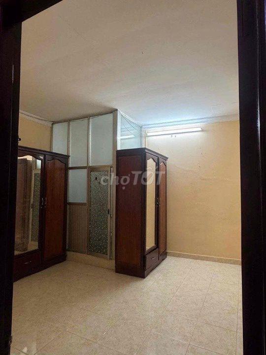 CHO THUÊ NHÀ HẺM XE HƠI NGUYỄN ĐÌNH CHIỂU - 4.5x10 - 2PN - 3WC
