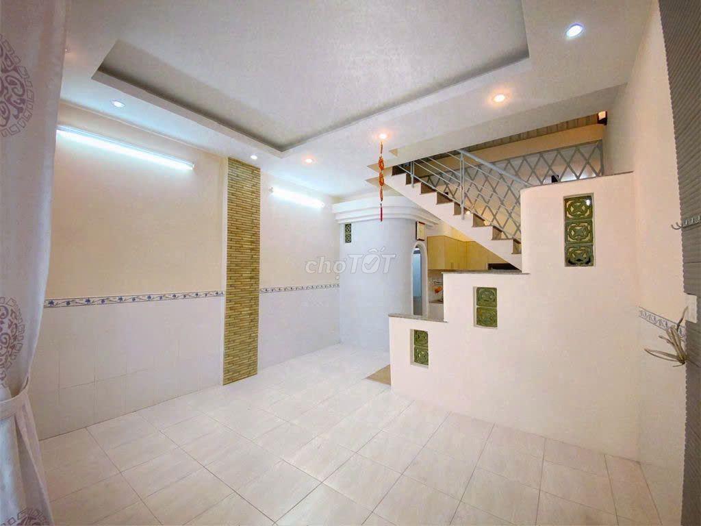 Hẻm Phan Văn Trị - Q.Bình Thạnh - Ngang 4,5m - 3 Phòng Ngủ