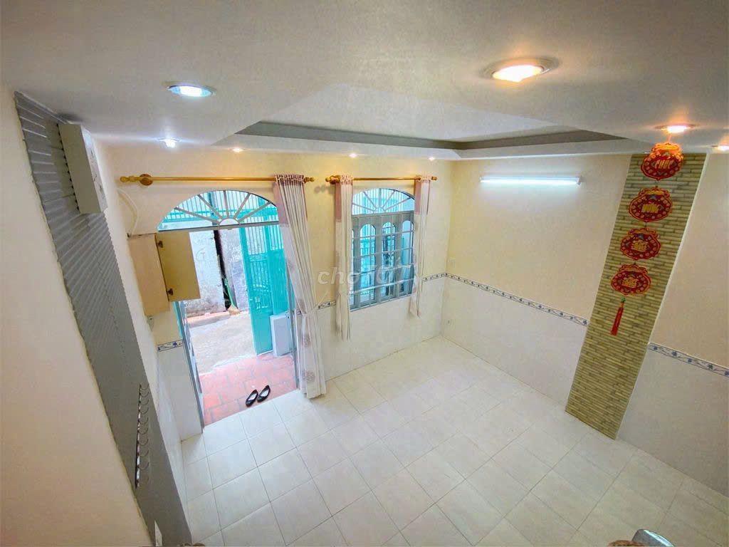 Hẻm Phan Văn Trị - Q.Bình Thạnh - Ngang 4,5m - 3 Phòng Ngủ
