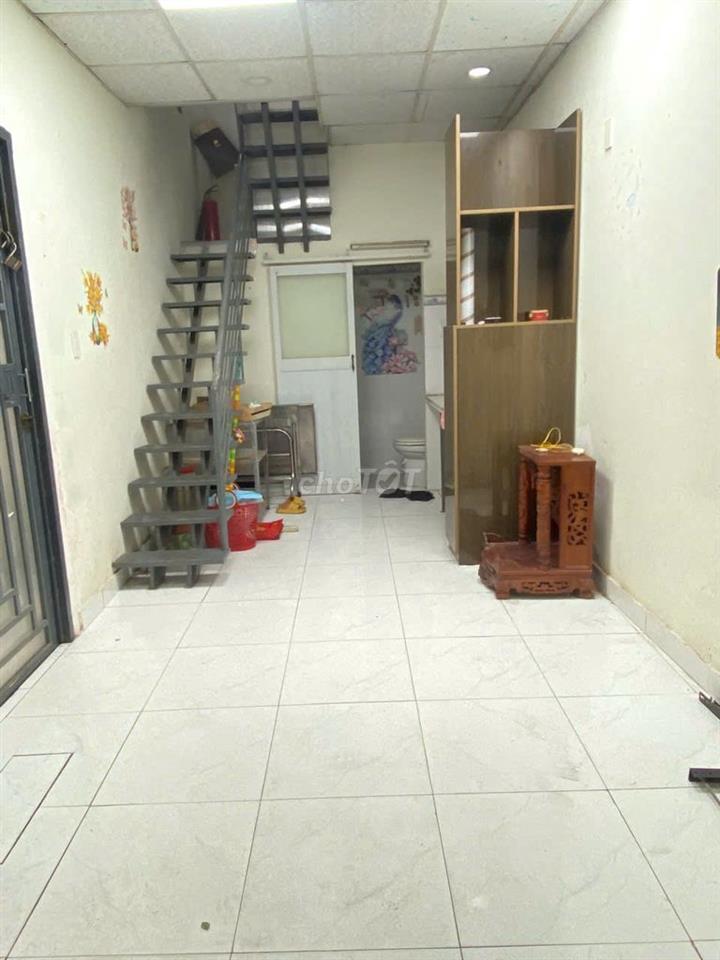 NHÀ 3PN 2 LẦU CÁCH MẠNG THÁNG 8 Q.TÂN BÌNH– 4WC – NHÀ ĐẸP DỄ Ở