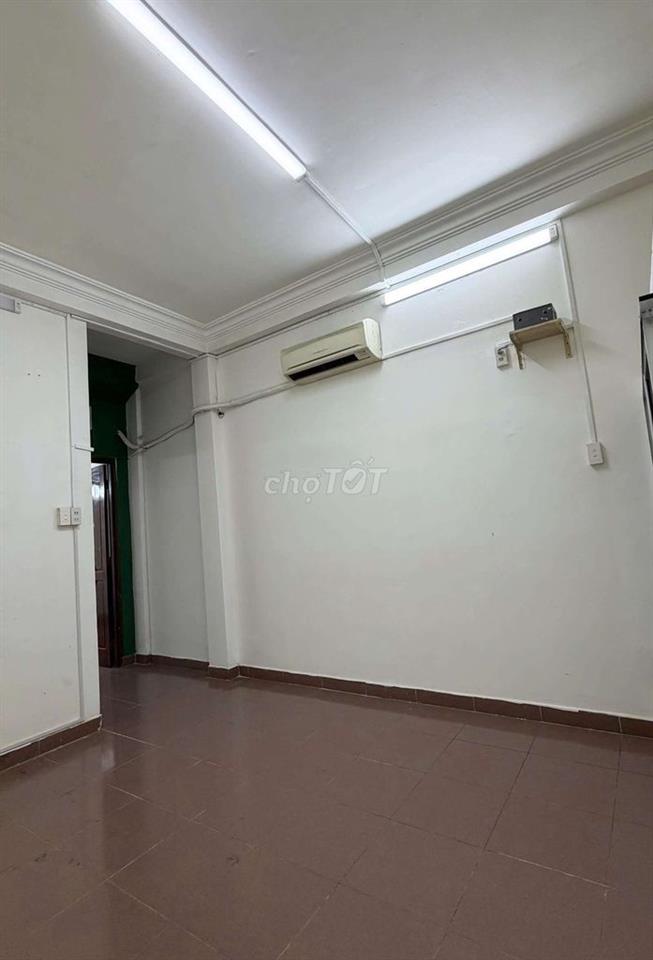 Cho Thuê Mặt Tiền Ba Tháng Hai - Q.10, 1 Trệt 1 Lầu, 70m2, 3PN 3ML