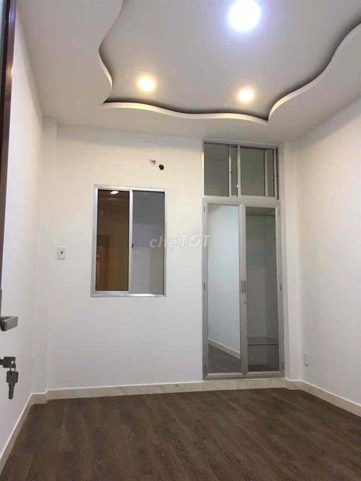 Mặt Tiền Phan Đăng Lưu - Q,Bình Thạnh, 1 Trệt 2 Lầu - 5 Phòng 3WC