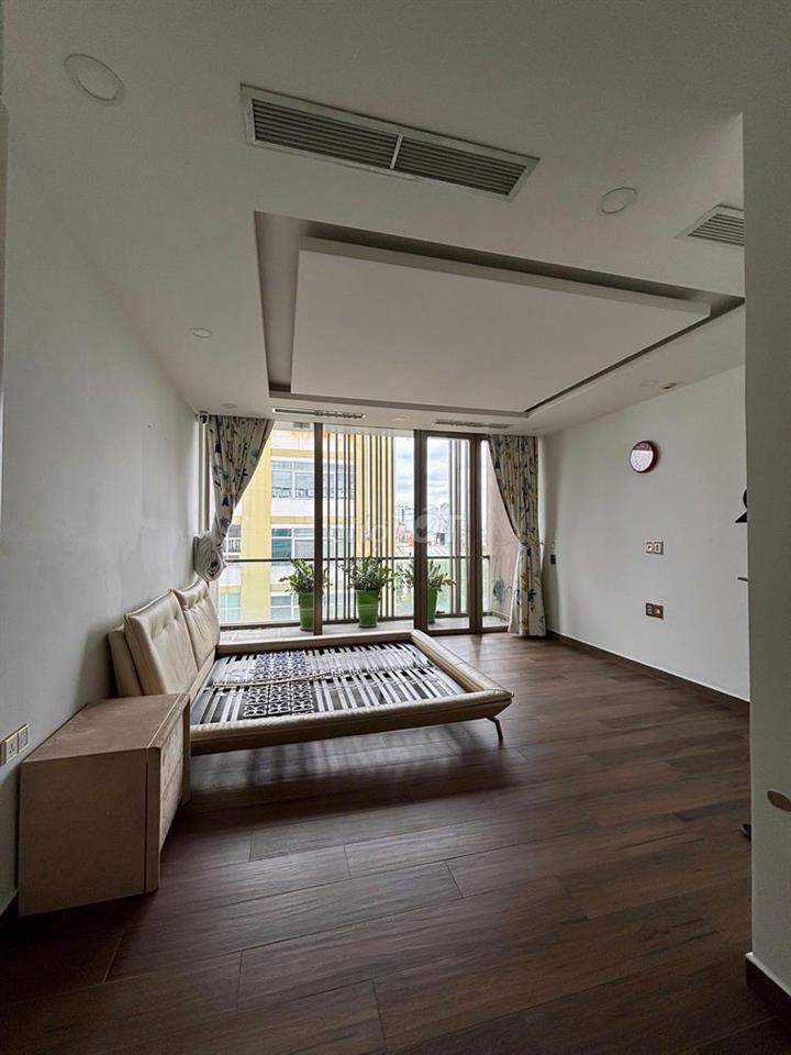 Cho Thuê Mặt Tiền Đề Thám - Quận 1 - Gần Bùi Viện, 4x25 - 1T 2L, KDTD