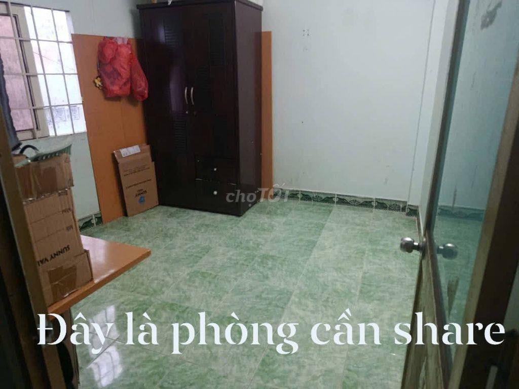 CẦN CHO THUÊ PHÒNG GẤP TRONG NHÀ NGUYÊN CĂN [GẦN ĐẠI HỌC CN4]